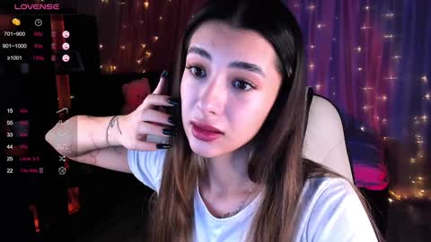 Snapshot of darlabelle chatting on December 2024 04:41:01 AM Belle online show from December 2024 04:41:01 AM