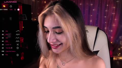 Snapshot of darlabelle chatting on January 2025 08:00:02 AM Belle online show from January 2025 08:00:02 AM