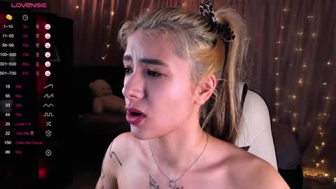 Snapshot of darlabelle chatting on January 2025 07:50:01 AM Belle online show from January 2025 07:50:01 AM