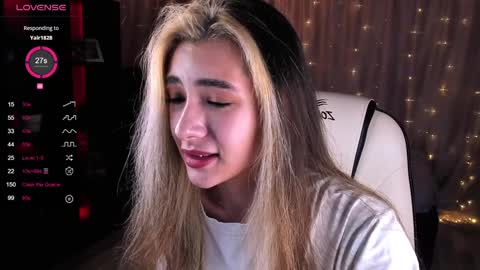 Snapshot of darlabelle chatting on January 2025 05:19:02 AM Belle online show from January 2025 05:19:02 AM