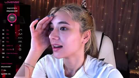 Snapshot of darlabelle chatting on February 2025 08:22:02 AM Belle online show from February 2025 08:22:02 AM