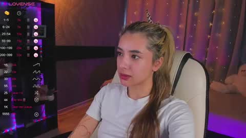 Snapshot of darlabelle chatting on March 2025 07:52:01 AM Belle online show from March 2025 07:52:01 AM