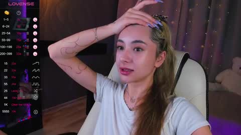 Snapshot of darlabelle chatting on March 2025 07:34:02 AM Belle online show from March 2025 07:34:02 AM