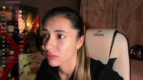 Snapshot of darlabelle chatting on October 2025 03:40:01 AM Belle online show from October 2025 03:40:01 AM