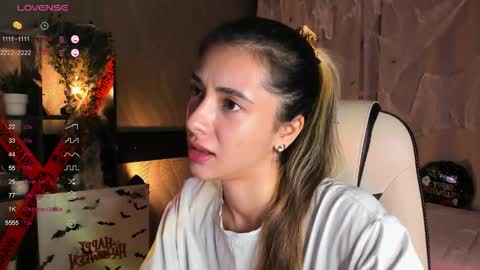 Snapshot of darlabelle chatting on November 2025 03:52:02 AM Belle online show from November 2025 03:52:02 AM