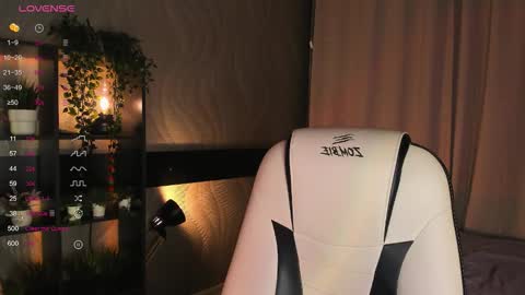 Snapshot of darlabelle chatting on November 2025 04:22:01 AM Belle online show from November 2025 04:22:01 AM