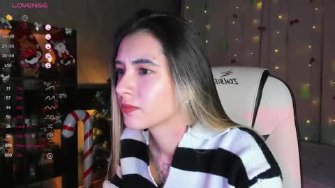 Snapshot of darlabelle chatting on December 2025 03:56:01 AM Belle online show from December 2025 03:56:01 AM