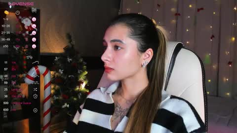 Snapshot of darlabelle chatting on December 2025 03:56:02 AM Belle online show from December 2025 03:56:02 AM