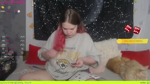 darling_tony18 online show from December 2024 06:35:02 PM