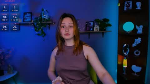 darly honey online show from April 2026 06:44:02 PM