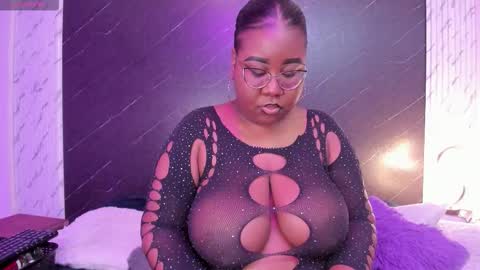  Darnell Queen online show from September 2025 03:39:02 AM