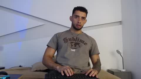 Snapshot of daron_66 chatting on December 2025 03:14:02 AM Kael online show from December 2025 03:14:02 AM