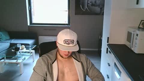 Dario online show from October 2025 09:17:04 AM