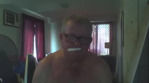 Snapshot of darwincock chatting on December 2024 06:11:02 AM darwincock online show from December 2024 06:11:02 AM