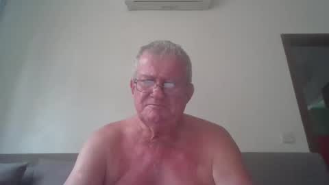 Snapshot of darwincock chatting on March 2026 02:06:01 AM darwincock online show from March 2026 02:06:01 AM