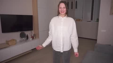 Dasha online show from March 2026 07:04:02 PM