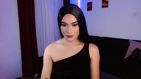Snapshot of dashly_queen1 chatting on May 2026 06:58:01 PM dashly_queen1 online show from May 2026 06:58:01 PM