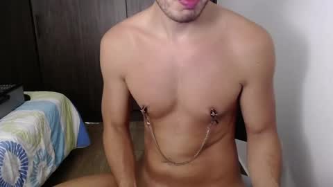 Snapshot of dave02_ chatting on January 2025 11:47:01 PM David online show from January 2025 11:47:01 PM