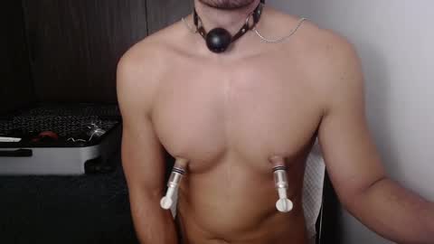 Snapshot of dave02_ chatting on February 2025 08:11:01 PM David online show from February 2025 08:11:01 PM