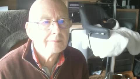 Snapshot of dave9569a chatting on October 2025 12:59:02 PM dave9569a online show from October 2025 12:59:02 PM