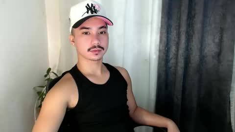 Snapshot of dave_cummers chatting on June 2026 02:40:01 AM DAVE online show from June 2026 02:40:01 AM