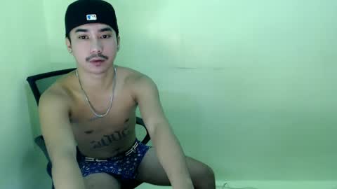 Snapshot of dave_cummers chatting on July 2026 02:07:01 AM DAVE online show from July 2026 02:07:01 AM