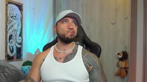 DAVE MAX online show from January 2025 09:32:01 AM