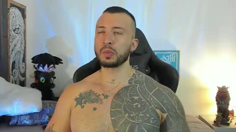 DAVE MAX online show from November 2025 11:04:02 PM