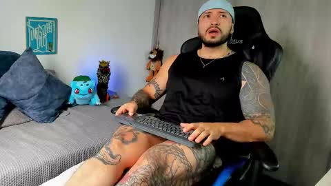 DAVE MAX online show from November 2025 02:44:01 PM