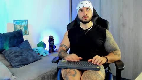 DAVE MAX online show from November 2025 10:20:02 PM