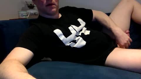 daveb709709709 online show from April 2026 02:00:01 AM