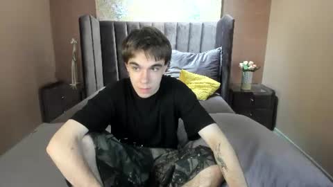 Snapshot of davebevy chatting on June 2026 03:25:01 AM Dave online show from June 2026 03:25:01 AM
