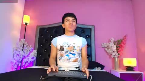 davel_svetla online show from November 2025 01:22:02 PM