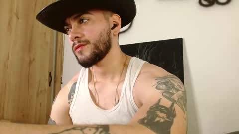 Snapshot of david_franco1 chatting on February 2026 06:48:02 AM Twitter davidsanctum online show from February 2026 06:48:02 AM