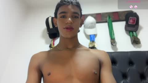 Snapshot of david_hot44 chatting on June 2026 11:25:01 AM david_hot44 online show from June 2026 11:25:01 AM