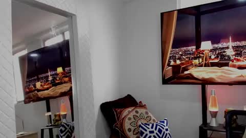 Hey im David that loves to explore and speak their fantasies. Very open talktative and nice. Feel free to chat with me online show from January 2025 11:59:02 AM