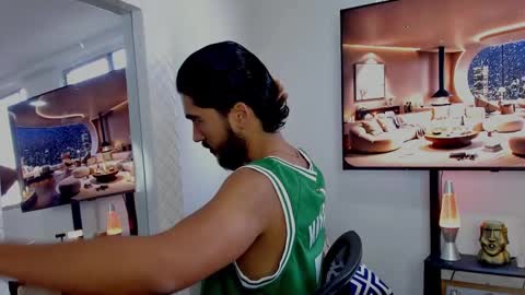 Hey im David that loves to explore and speak their fantasies. Very open talktative and nice. Feel free to chat with me online show from January 2025 12:30:01 PM