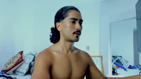 Hey im David that loves to explore and speak their fantasies. Very open talktative and nice. Feel free to chat with me online show from September 2025 02:05:01 AM