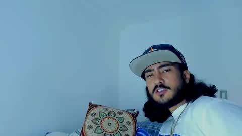 Hey im David that loves to explore and speak their fantasies. Very open talktative and nice. Feel free to chat with me online show from December 2025 01:04:02 AM