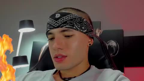 Snapshot of david_jons7 chatting on January 2025 11:55:02 PM David Jons online show from January 2025 11:55:02 PM