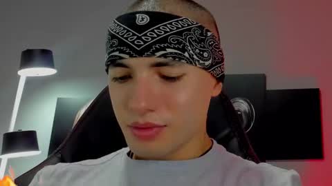 Snapshot of david_jons7 chatting on February 2025 12:25:02 AM David Jons online show from February 2025 12:25:02 AM