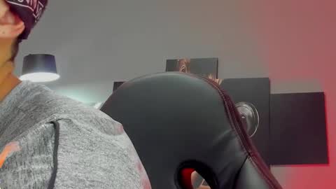 Snapshot of david_jons7 chatting on February 2025 03:21:02 AM David Jons online show from February 2025 03:21:02 AM