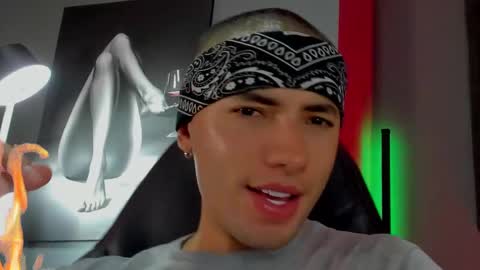 Snapshot of david_jons7 chatting on September 2025 11:19:01 PM David Jons online show from September 2025 11:19:01 PM