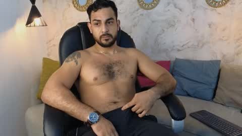 JF oliveira online show from February 2025 12:38:02 PM