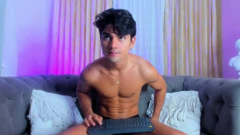 davidaponte online show from December 2024 08:54:02 AM