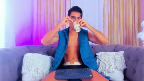 davidaponte online show from January 2025 03:40:02 PM