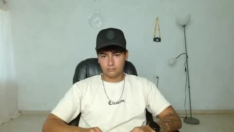 Snapshot of davidbless chatting on June 2026 05:51:01 PM David Bless online show from June 2026 05:51:01 PM