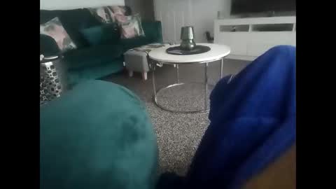 davidf75 online show from October 2025 07:51:01 AM