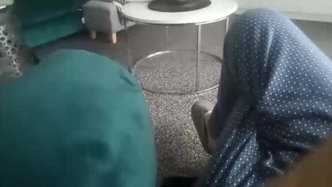 davidf75 online show from November 2025 09:19:02 AM