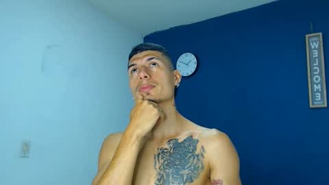 David Galvis - independent model online show from December 2024 04:04:01 PM